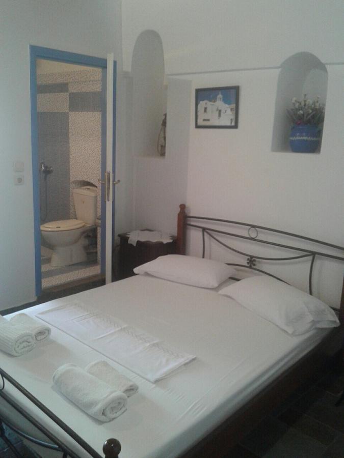 Floras Rooms And Studios Anáfi Eksteriør bilde